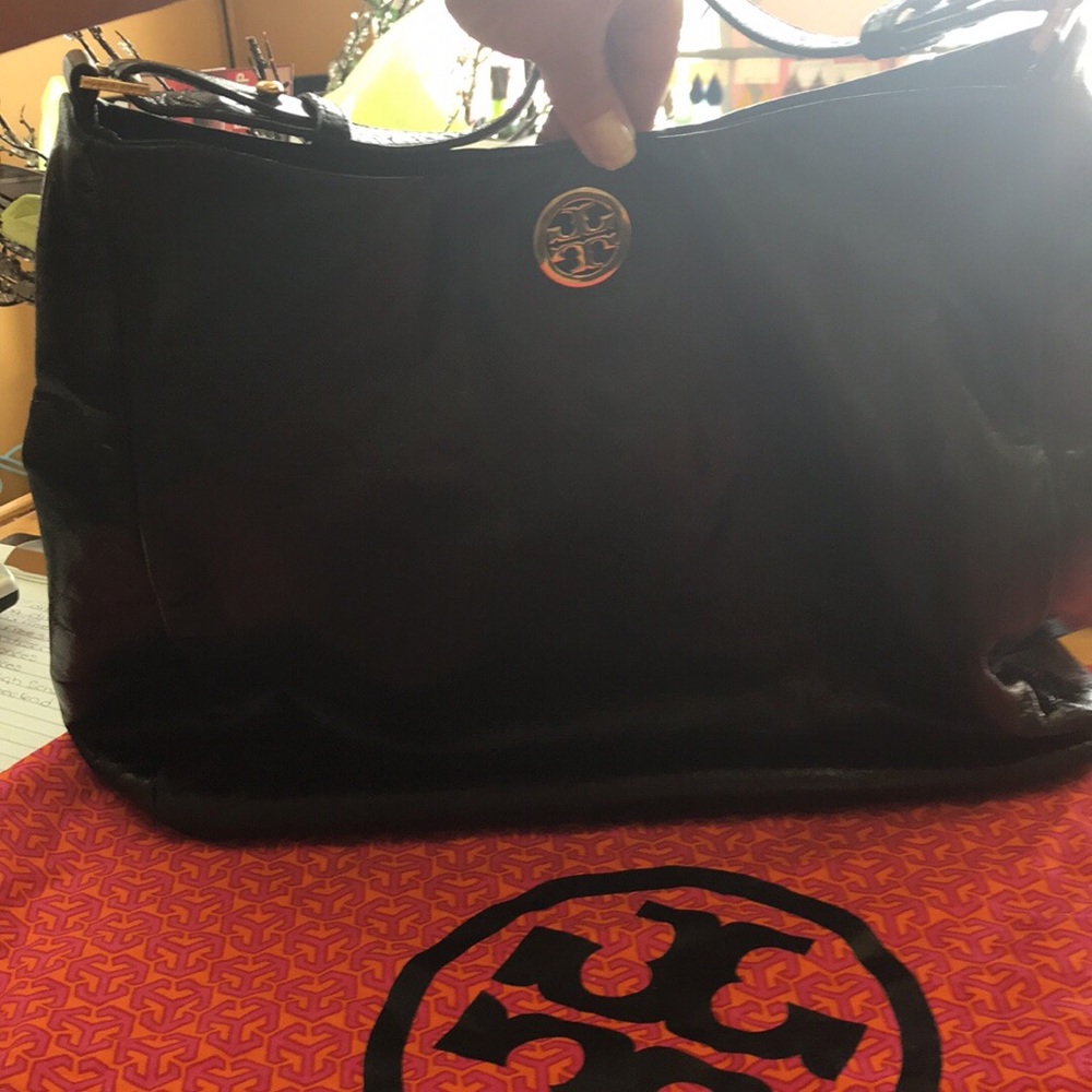 Tory Burch purse and wallet